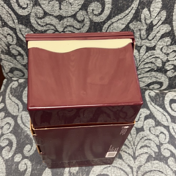 HERSHEY’S S’mores Chocolate Carrying Camping Caddy - Picture 3 of 11